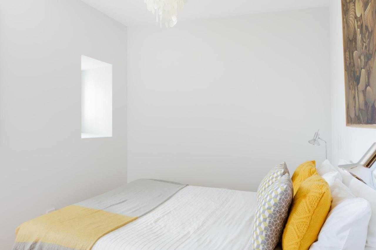 Amazing Rooftop Terrace With River And Historic City View 4 Bedrooms 4 Bathrooms Ac 19Th Century Building Chiado Lisbona Esterno foto