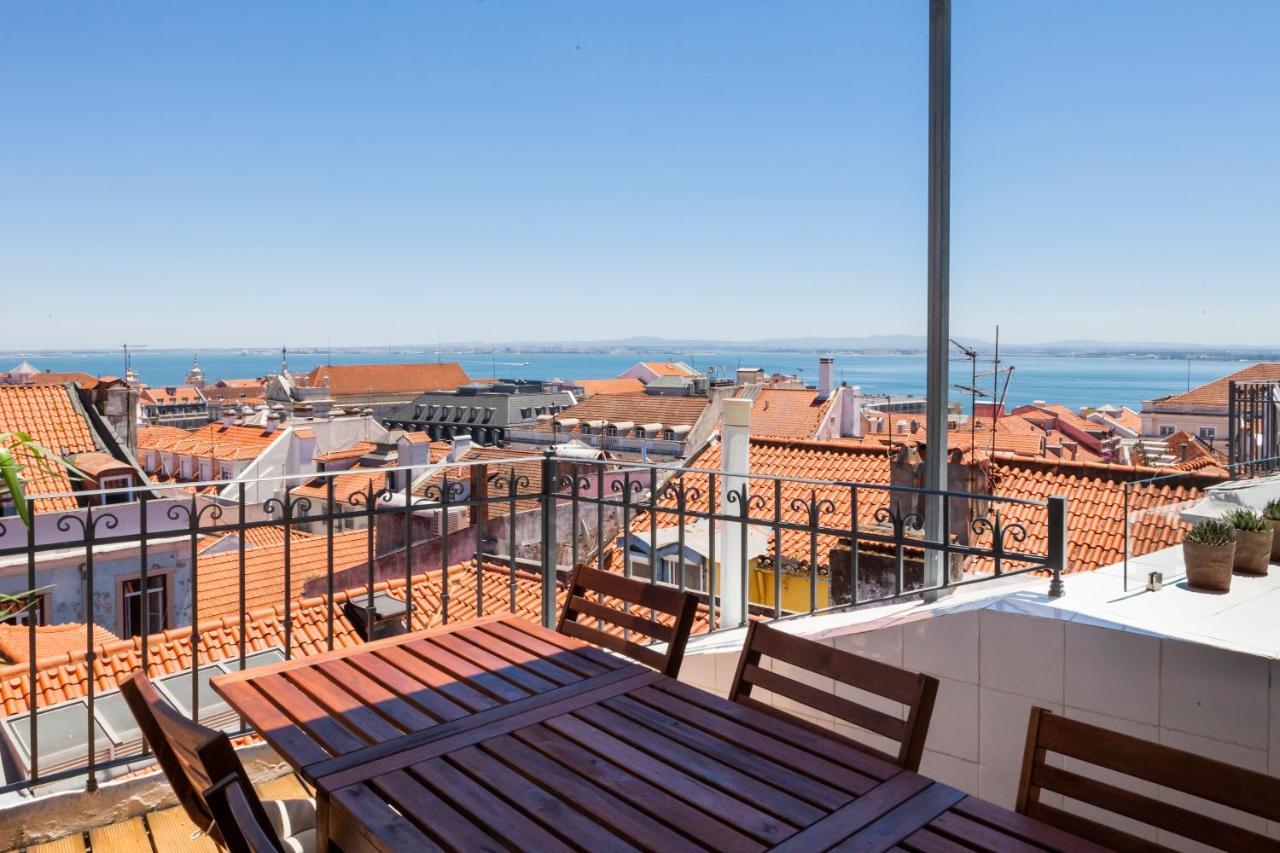 Amazing Rooftop Terrace With River And Historic City View 4 Bedrooms 4 Bathrooms Ac 19Th Century Building Chiado Lisbona Esterno foto